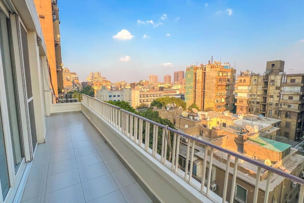 Apartment Sky *